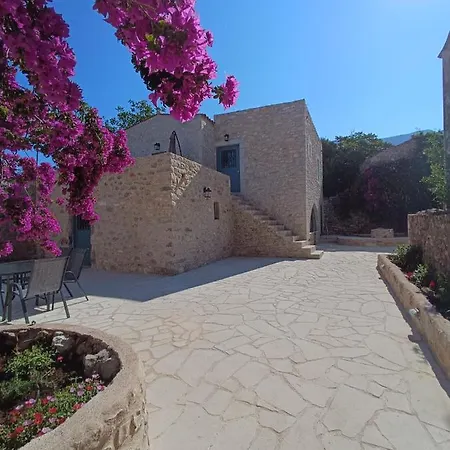 Mainotti's House With Balcony Areopoli